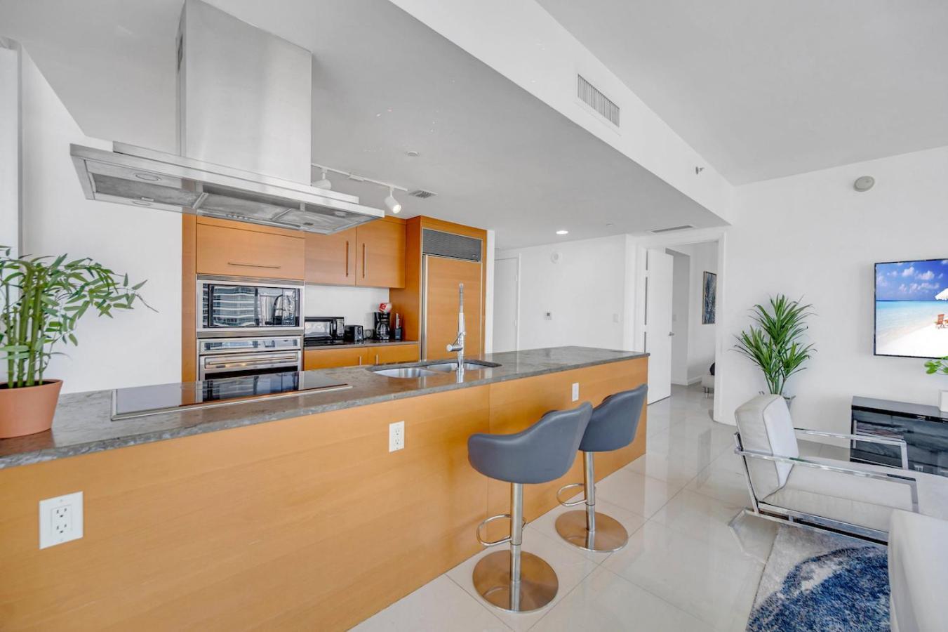 *W Icon Brickell- Luxury 2Br Highrise Corner Condo** 迈阿密 外观 照片
