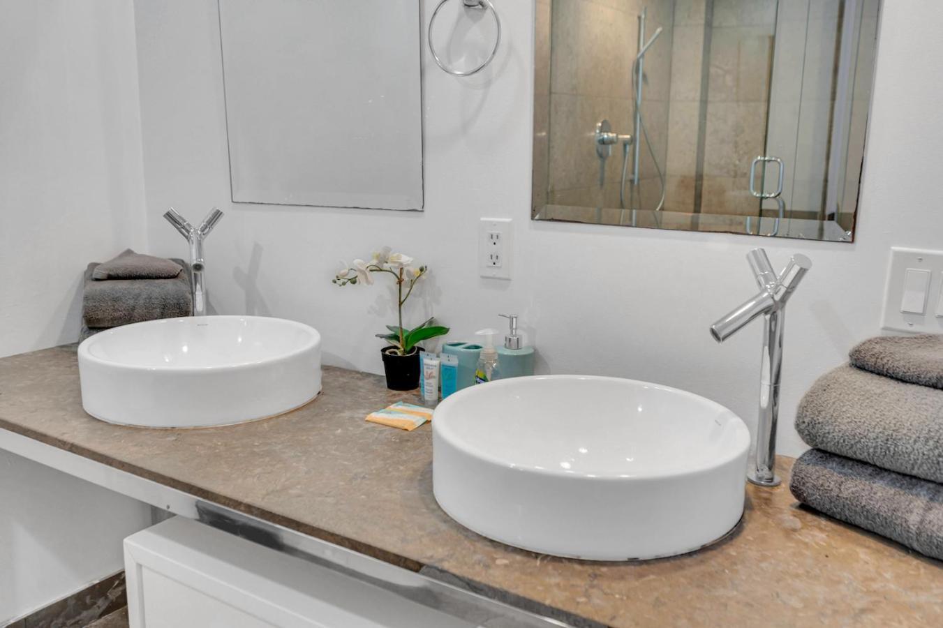 *W Icon Brickell- Luxury 2Br Highrise Corner Condo** 迈阿密 外观 照片