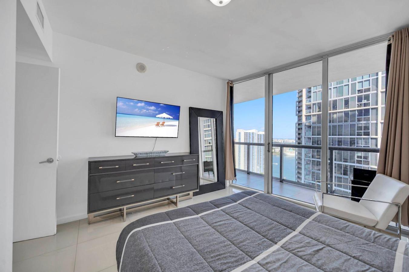 *W Icon Brickell- Luxury 2Br Highrise Corner Condo** 迈阿密 外观 照片